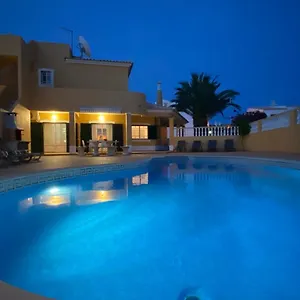 Villa Rafaela Com Piscina, Albufeira